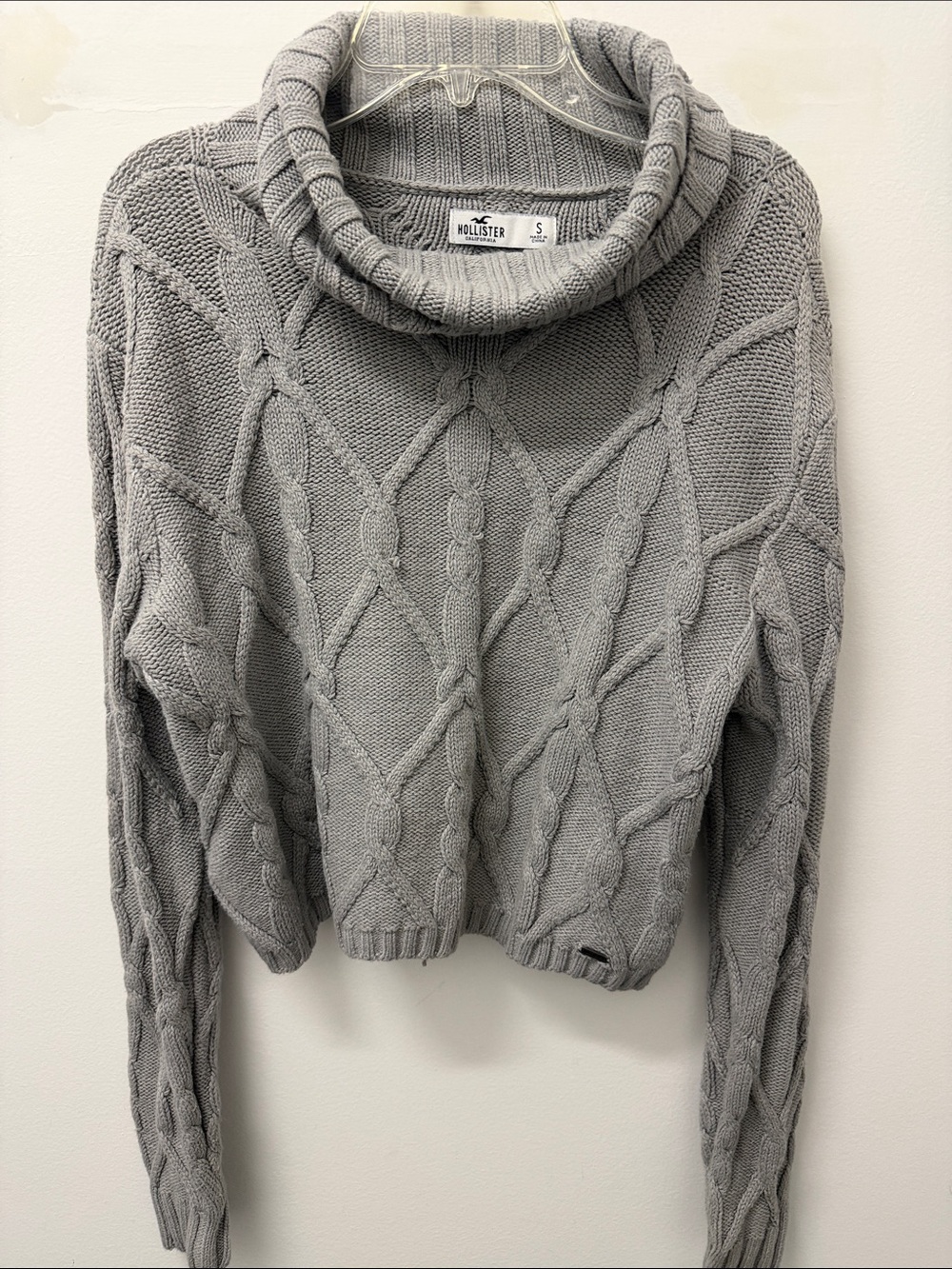 Hollister Light Gray Cable-Knit Cowl Turtleneck Sweater